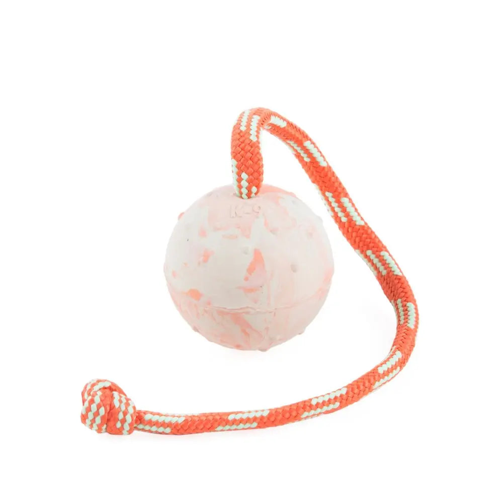 IDC® Natural rubber ball - with string - Julius-K9 LLC