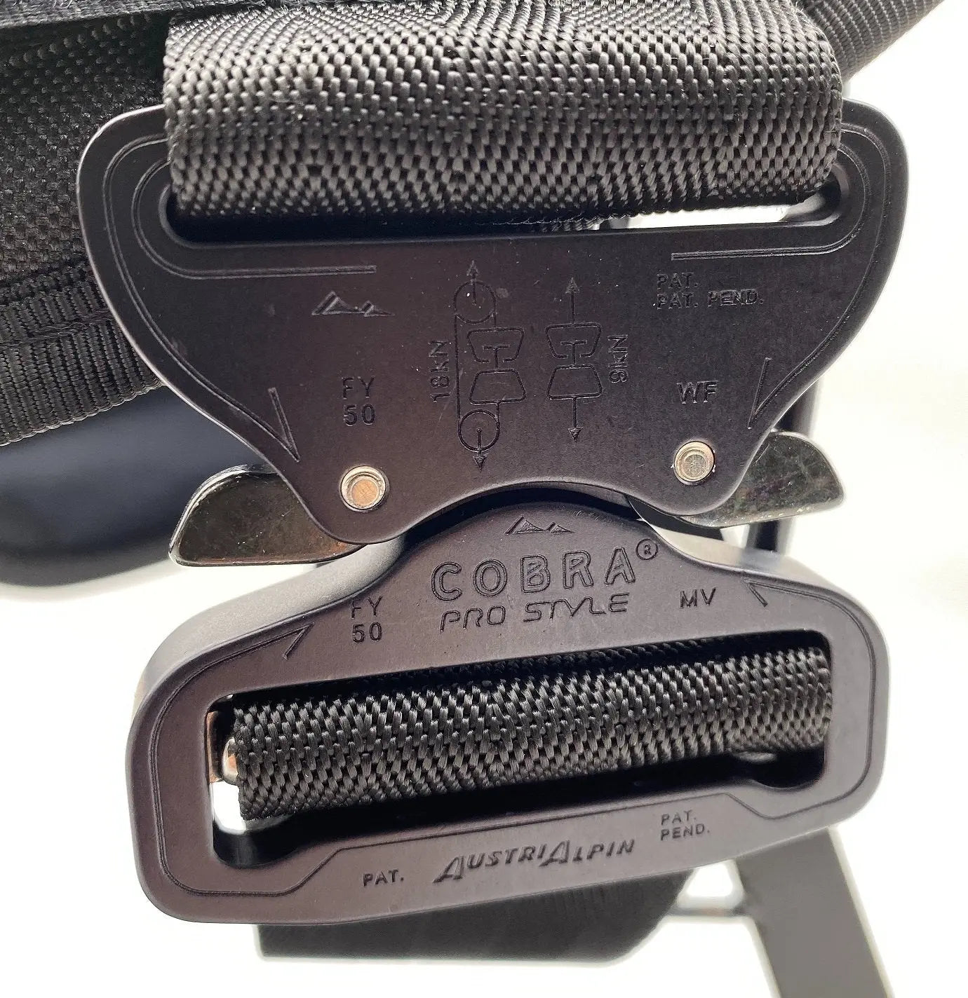 Julius-K9® IDC® Stealth® Powerharness With Cobra®buckles Review